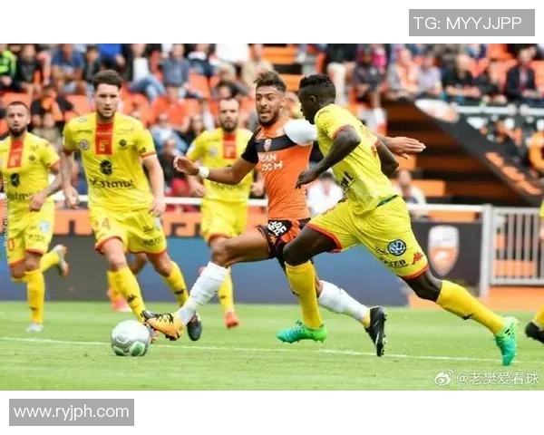 利阿波罗与中日德兰001的巅峰对决引发足球迷热议 利阿波罗与中日德兰001的巅峰对决引发足球迷热议