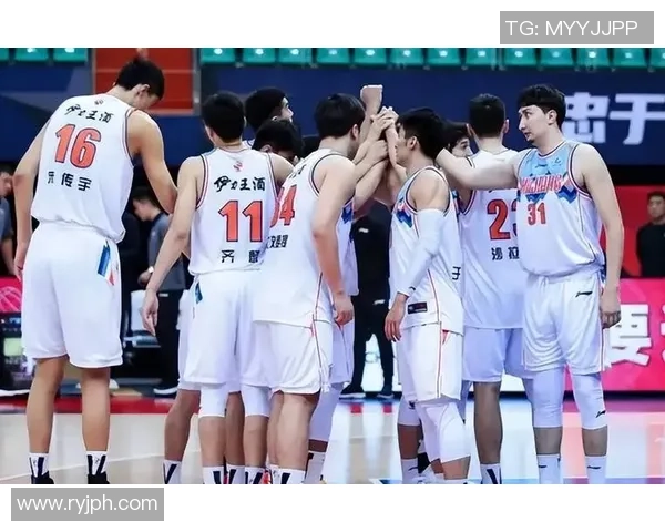 北京首钢与福建男篮对决球员名单全解析及比赛前瞻分析 北京首钢与福建男篮对决球员名单全解析及比赛前瞻分析